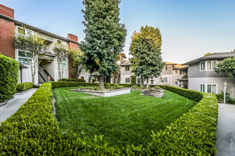 Crepe Myrtle Apartments in South Pasadena, CA - Building Photo - Building Photo