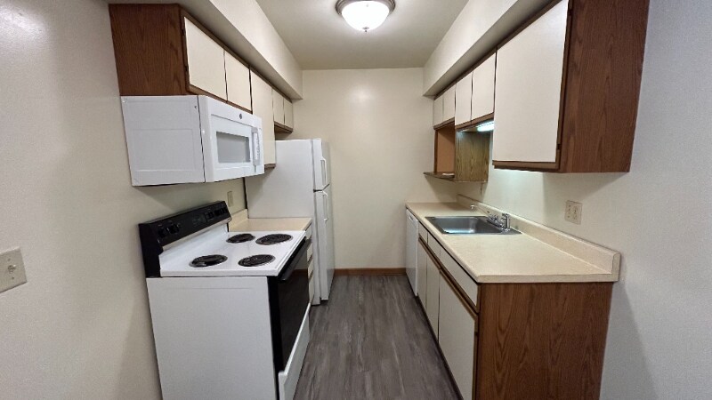 916 Kings Rd-Unit -1 in Schenectady, NY - Building Photo