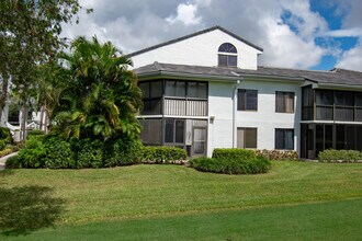 7248 Clunie Pl in Delray Beach, FL - Building Photo - Building Photo