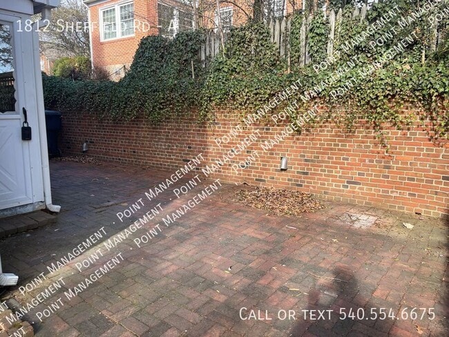 1812 Sheffield Rd SW in Roanoke, VA - Building Photo - Building Photo