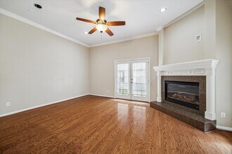 5629 Dolores St in Houston, TX - Building Photo - Building Photo