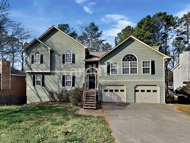 property at 1017 Queensbury Run