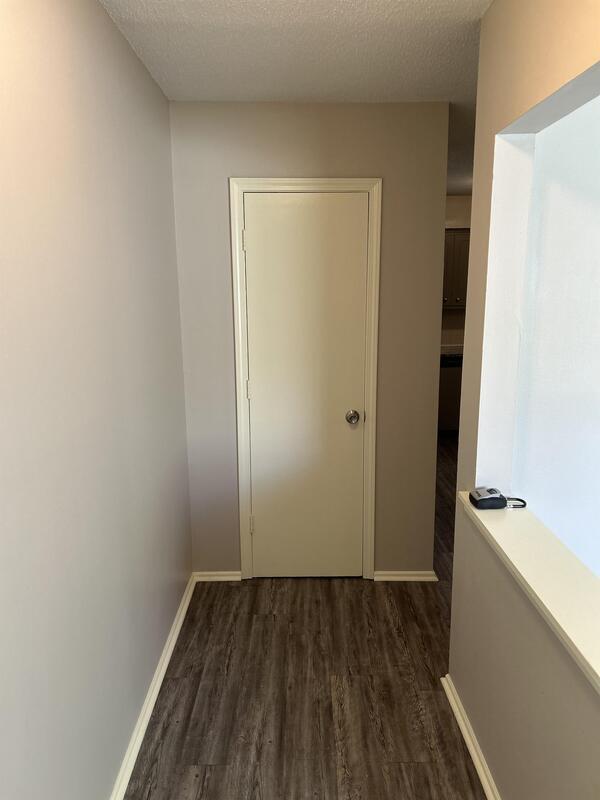 8404 Sterling Ave in Raytown, MO - Building Photo - Building Photo