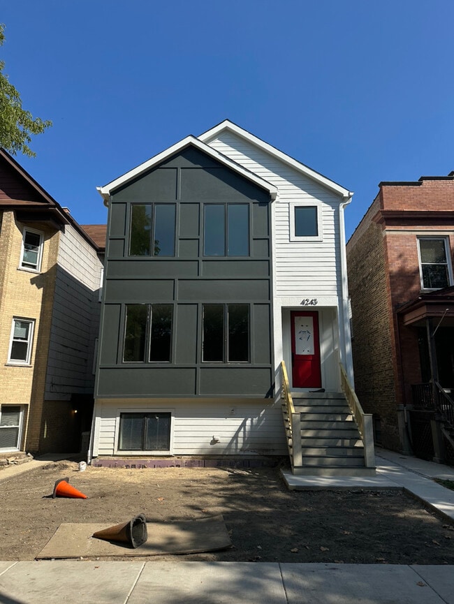property at 4243 N Damen Ave