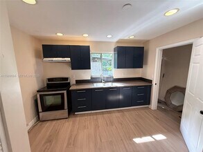 287 NE 118th Terrace in Miami, FL - Building Photo - Building Photo