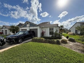34 Lakepointe Cir in Kissimmee, FL - Building Photo - Building Photo
