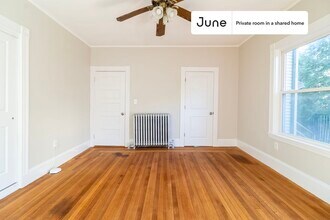 Private bedroom in 5 bed/2 bath Home in Brookline, MA - Building Photo - Building Photo