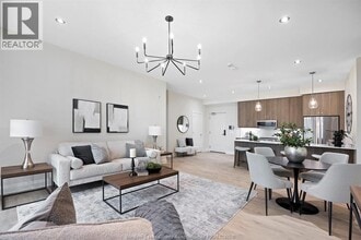 1826 Wyoming Ave in Lasalle, ON - Building Photo - Building Photo