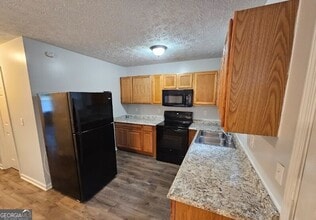 500 Mica Trc in Atlanta, GA - Building Photo - Building Photo