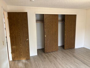 717-719 SE Centennial St in Bend, OR - Building Photo - Building Photo