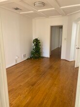 841 S Shenandoah St, Unit 841 in Los Angeles, CA - Building Photo - Building Photo