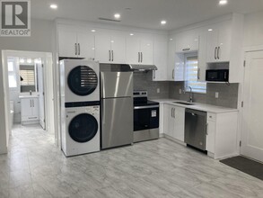 2956 E 16th Ave in Vancouver, BC - Building Photo - Building Photo