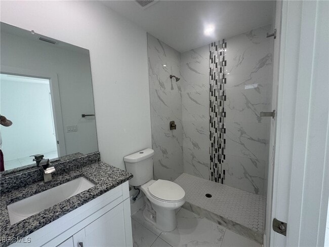 property at 727 Gordon Ave S