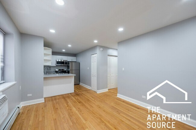 6956 N Sheridan Rd in Chicago, IL - Building Photo - Building Photo