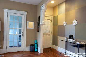 142 Calumet St, Unit 2 in Boston, MA - Building Photo - Building Photo