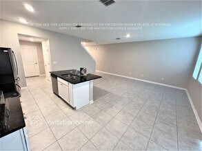 11540 Woodleaf Dr in Bradenton, FL - Building Photo - Building Photo