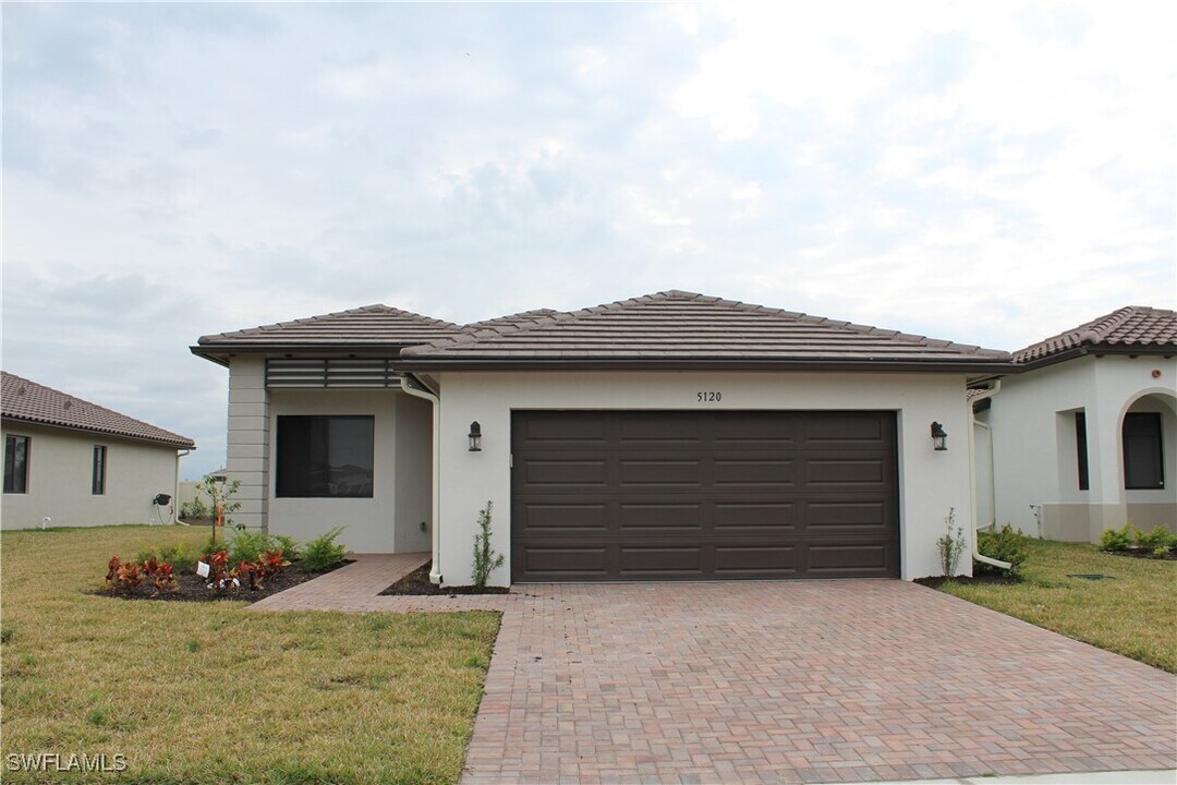 5120 Nevola Ave in Ave Maria, FL - Building Photo