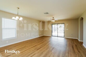 708 Evening Shade Ln in Lehigh Acres, FL - Building Photo - Building Photo