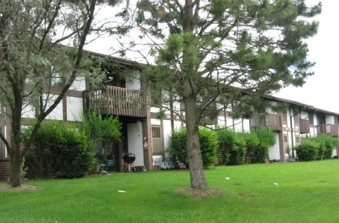 Park Avenue Apartments in West Bend, WI - Building Photo