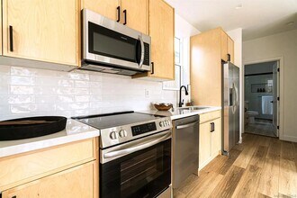 2945 B St-Unit -2947 B. St Unit 1 in San Diego, CA - Building Photo - Building Photo