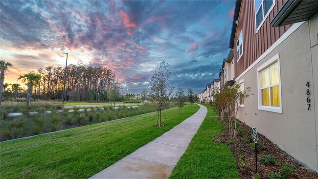 4867 Cross Pr Pkwy in St. Cloud, FL - Building Photo - Building Photo