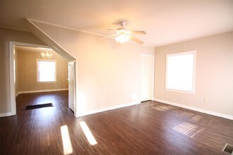 1223 N 37th St in Fort Smith, AR - Building Photo - Building Photo