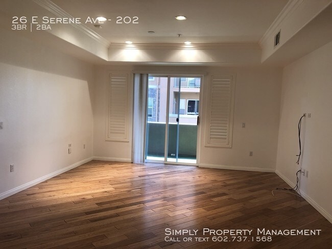 26 E Serene Ave-Unit -202 in Las Vegas, NV - Building Photo - Building Photo