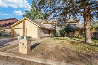603 Cache Cove Ct in Bryan, TX - Building Photo - Building Photo