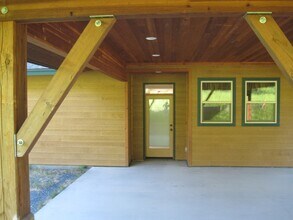 1381 Mingo Mountain Rd in Kettle Falls, WA - Building Photo - Building Photo