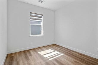 2943 Neil Jerome Dr in Tracy, CA - Building Photo - Building Photo