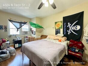 4504 N Troy St in Chicago, IL - Building Photo - Building Photo