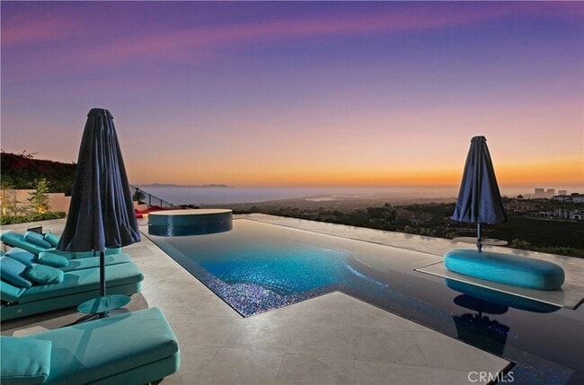 property at 9 Pelican Crest Dr