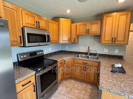 1832 Assumption Dr in Bismarck, ND - Building Photo