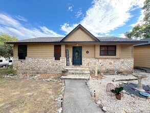 104 Canteen in Canyon Lake, TX - Building Photo - Building Photo