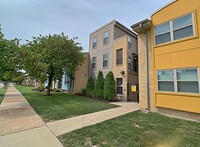 Fox Manor Apartments in St. Louis, MO - Building Photo - Building Photo