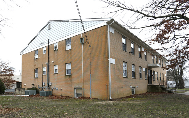 100 9th St in Lakewood, NJ - Building Photo - Building Photo