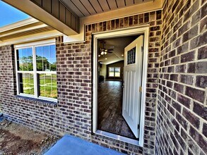 717 Iron Wood Dr in Hartselle, AL - Building Photo - Building Photo