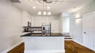 5413 Live Oak St in Dallas, TX - Building Photo - Building Photo