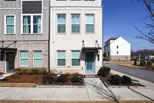 313 Skylar Way SE in Atlanta, GA - Building Photo