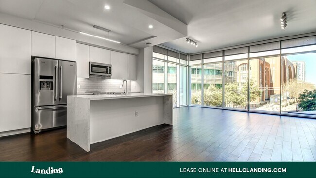 2500 N Houston St-Unit -2406.611146 in Dallas, TX - Building Photo - Building Photo