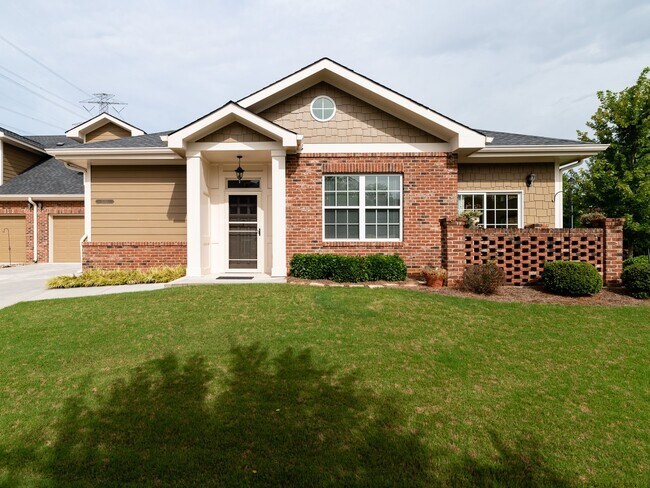 property at 5352 Manor View Dr NW