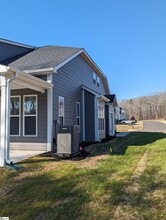 303 Grange Vly Ln in Central, SC - Building Photo - Building Photo