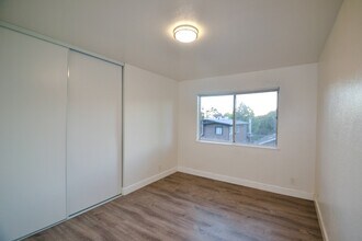 366 45th St in Oakland, CA - Foto de edificio - Building Photo