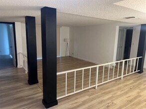 3720 Inverrary Dr in Lauderhill, FL - Foto de edificio - Building Photo