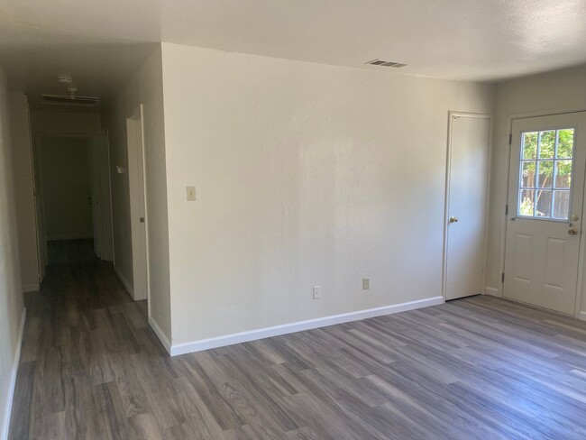 property at 1608 Pole Line Rd