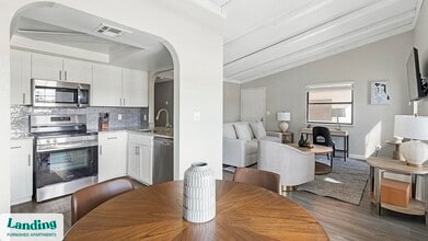 5272 Tamarus St in Las Vegas, NV - Building Photo - Building Photo