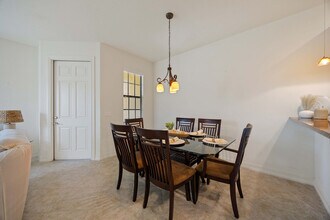 9134 Chula Vista St in Naples, FL - Building Photo - Building Photo