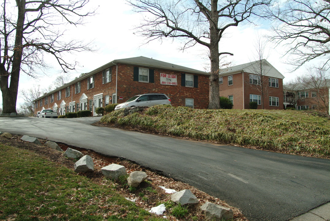 4012 Forest Hill Ave in Richmond, VA - Building Photo