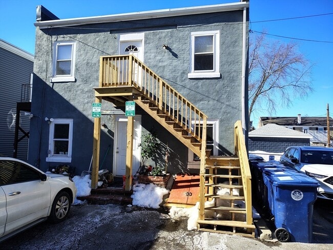 122 Boston St in Salem, MA - Building Photo - Building Photo