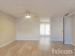 5127 N Hunters Ct in Bensalem, PA - Building Photo - Building Photo